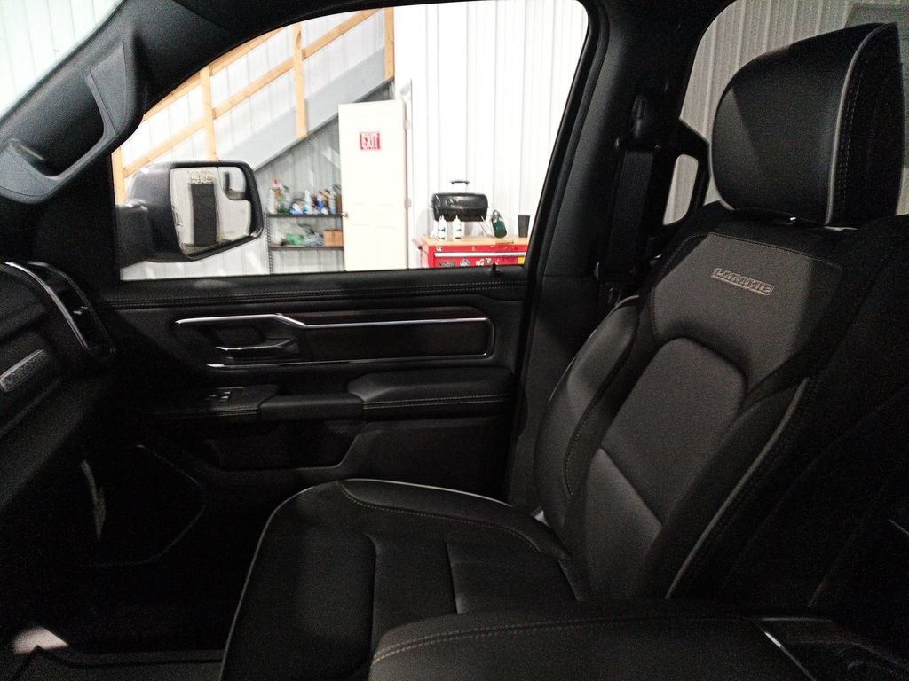 New 2026 RAM 1500 Laramie AWD/4WD image 12
