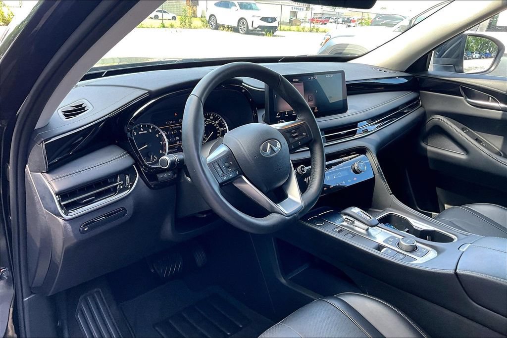 Used 2023 INFINITI QX60 Pure AWD/4WD image 16