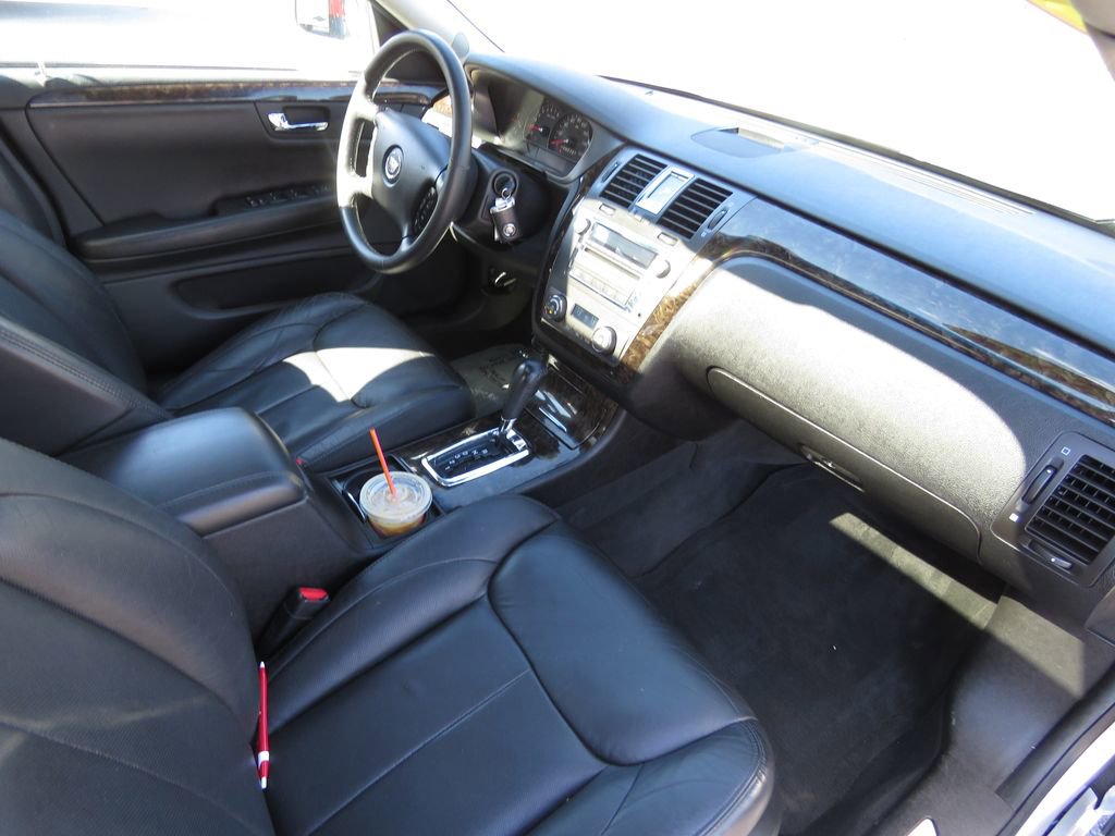 Used 2010 Cadillac DTS Luxury FWD image 14