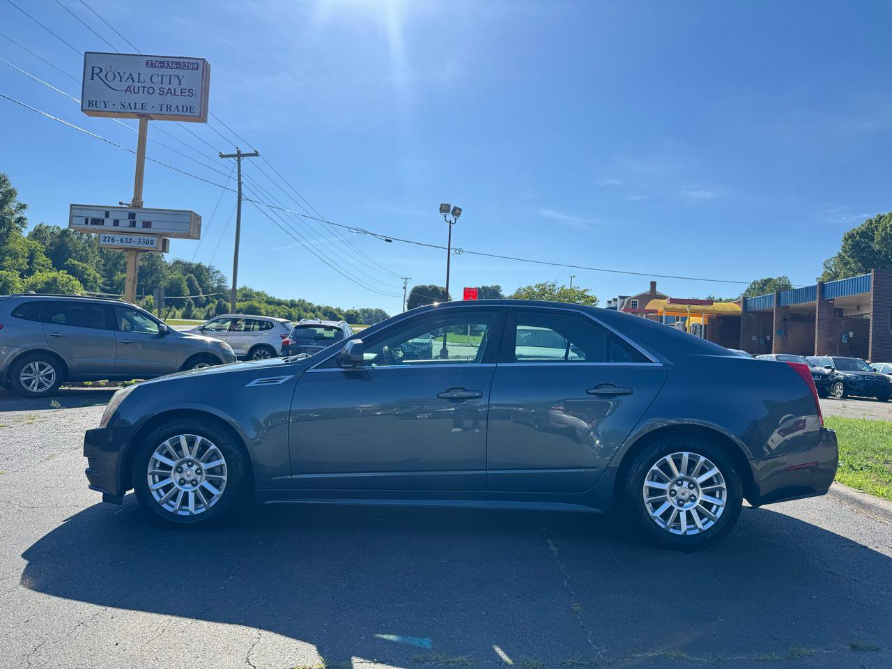 Used 2010 Cadillac CTS Luxury RWD image 8