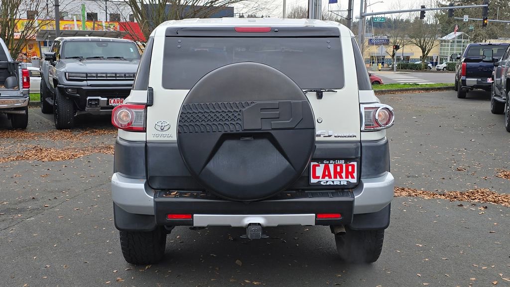 Used 2014 Toyota FJ Cruiser 4WD w/ Convenience Package image 4