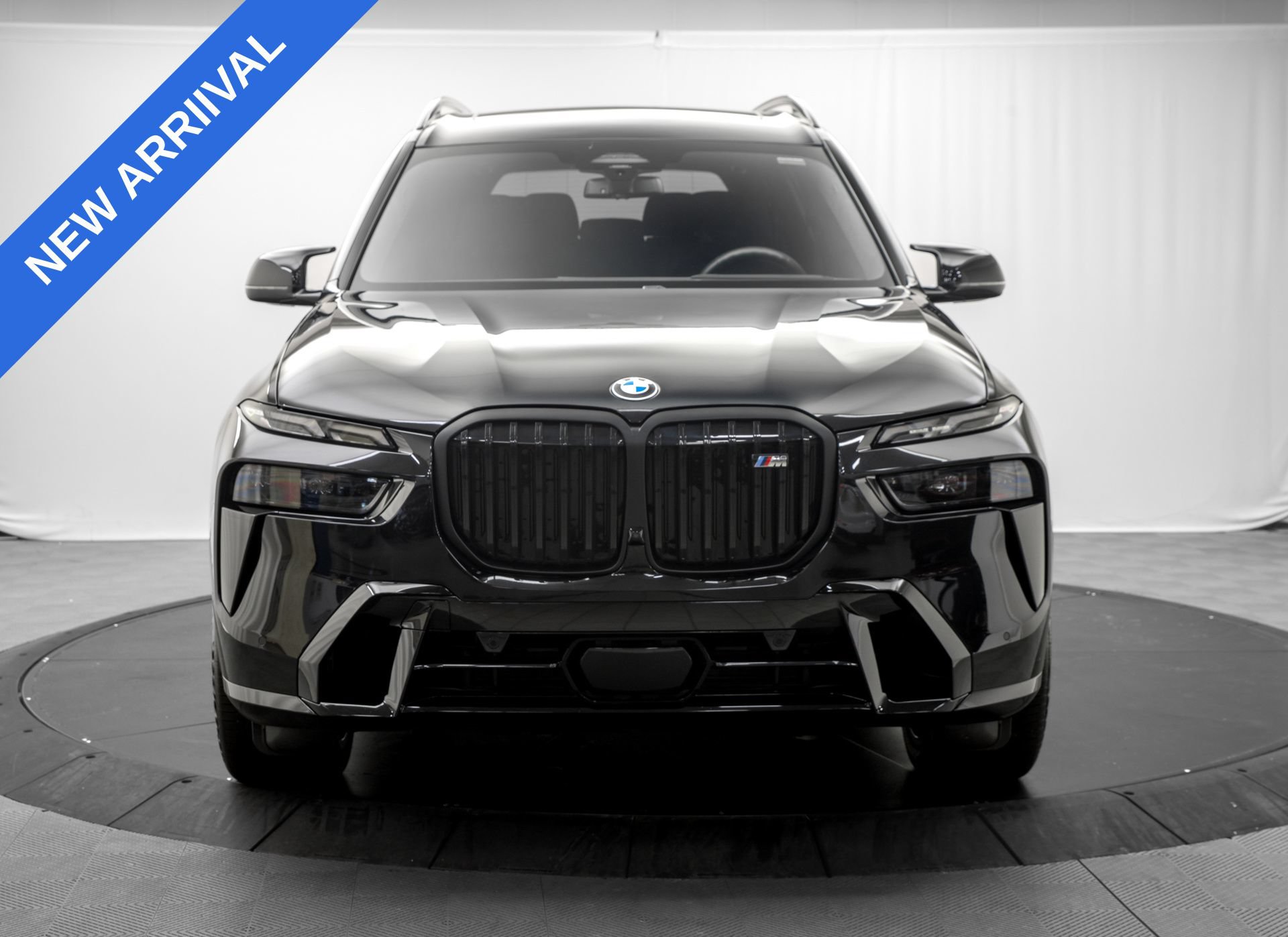 Used 2025 BMW X7 M60i w/ Executive Package AWD/4WD image 2