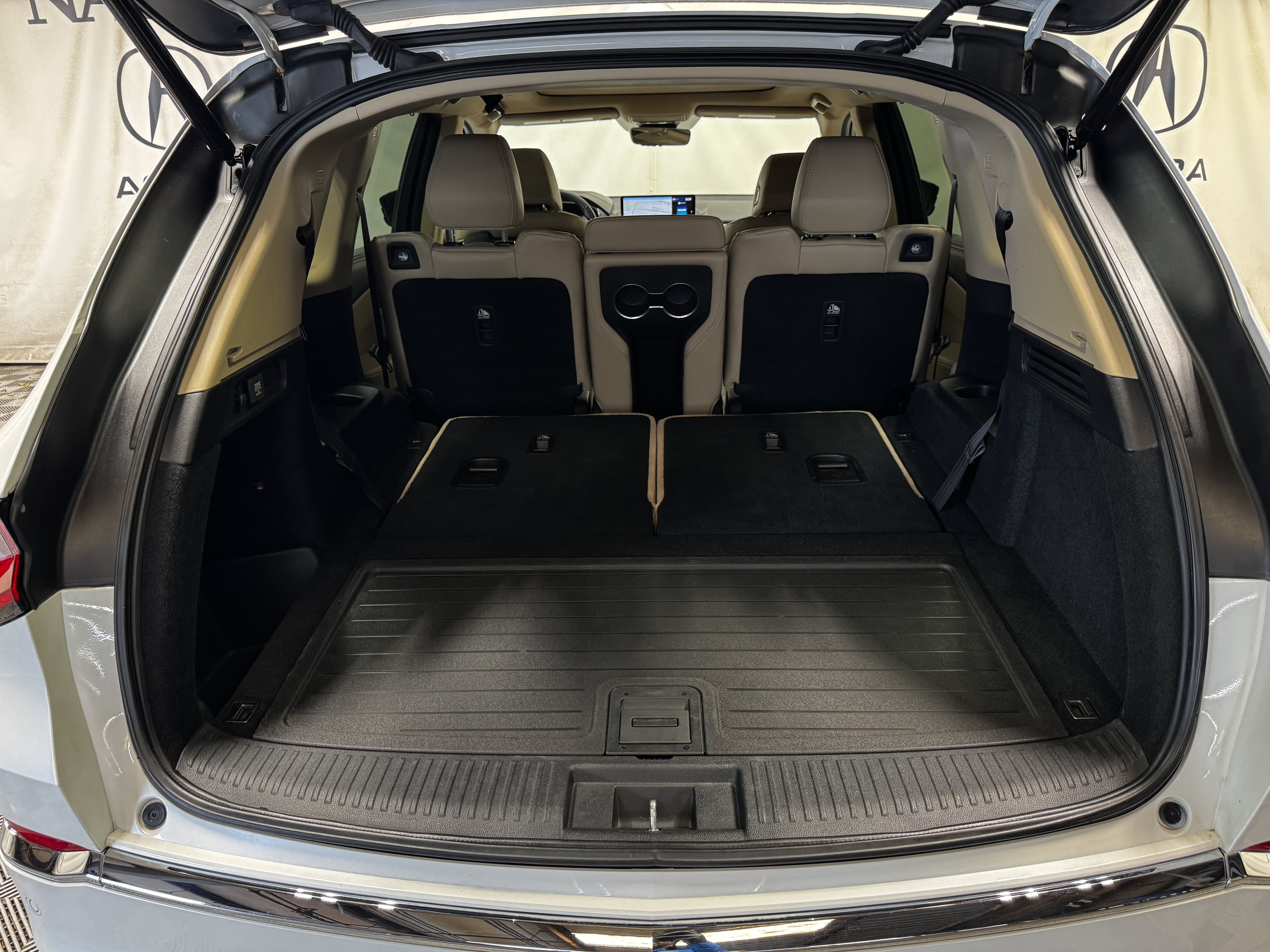 Used 2022 Acura MDX w/ Technology Package FWD image 45