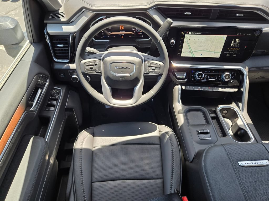 New 2026 GMC Sierra 2500 Denali w/ Denali Reserve Package AWD/4WD image 9