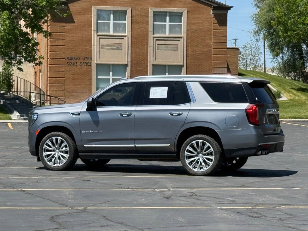 Used 2021 GMC Yukon Denali w/ Denali Premium Package AWD/4WD image 6