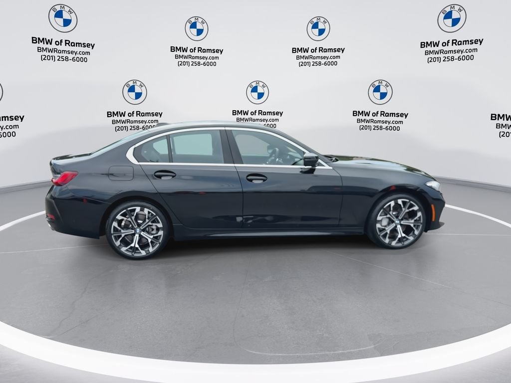 Used 2026 BMW 330i xDrive Sedan w/ Premium Package AWD/4WD image 9