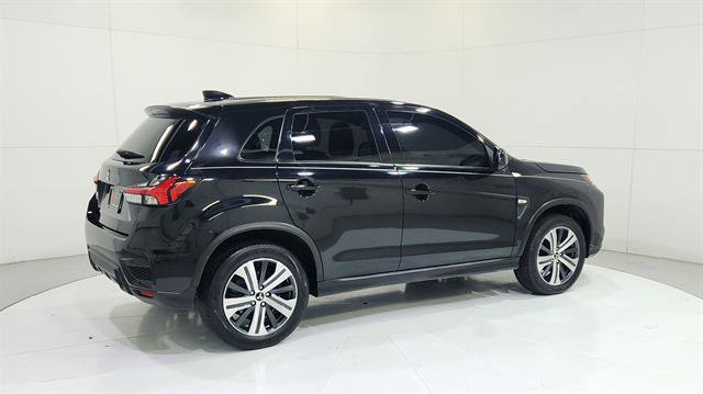 Used 2023 Mitsubishi Outlander Sport ES image 8
