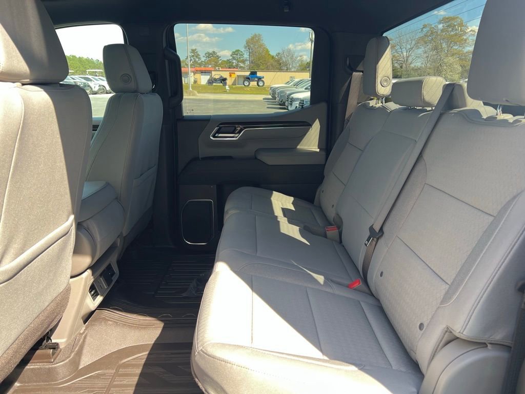 New 2026 GMC Sierra 1500 SLE image 12