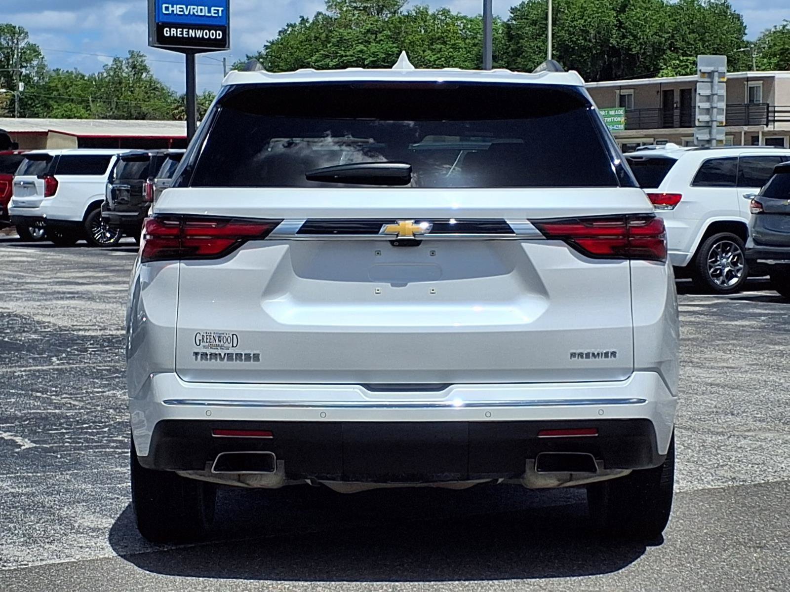 Certified 2023 Chevrolet Traverse Premier FWD image 5