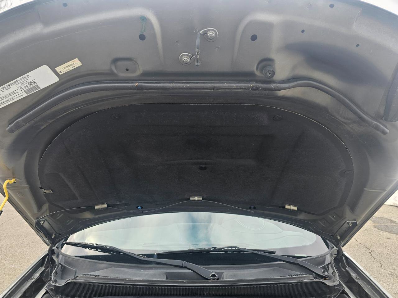 Used 2013 Dodge Avenger SE image 26