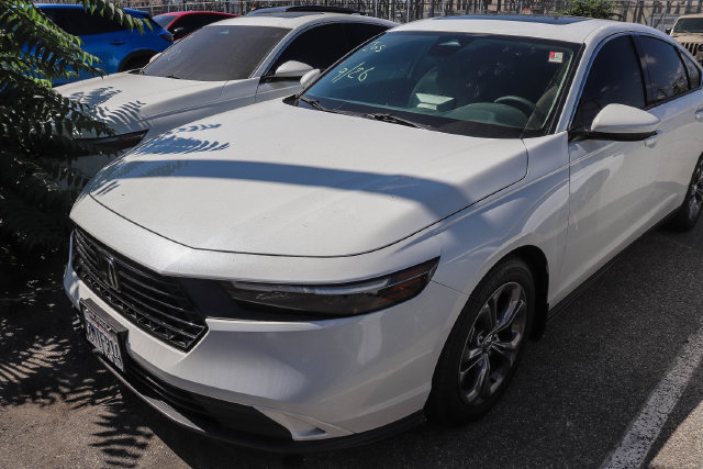 Used 2024 Honda Accord EX image 1
