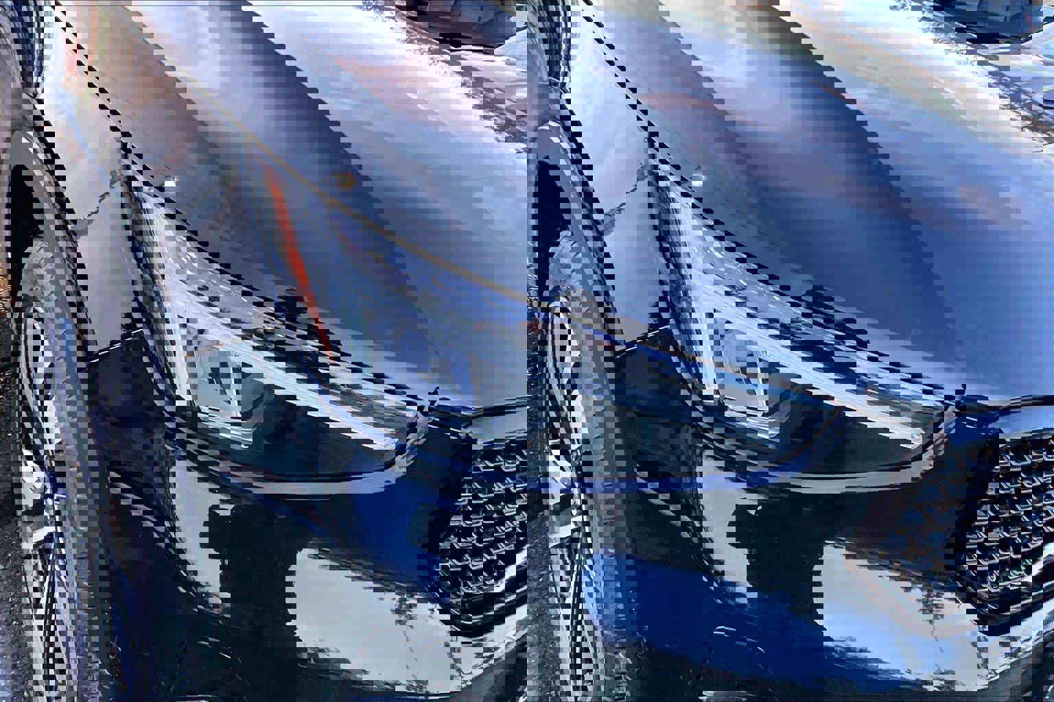 Certified 2024 Volvo XC40 B5 Plus w/ Protection Package Premier image 23