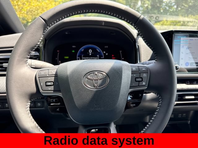 Used 2026 Toyota Camry SE w/ Convenience Package FWD image 16