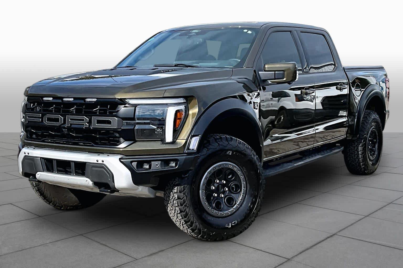Used 2025 Ford F150 Raptor AWD/4WD image 35