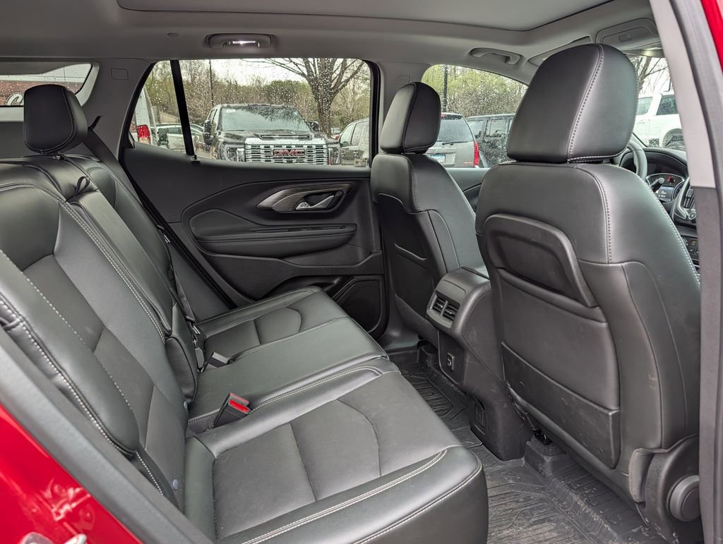Used 2024 GMC Terrain SLT w/ Infotainment Package II AWD/4WD image 22