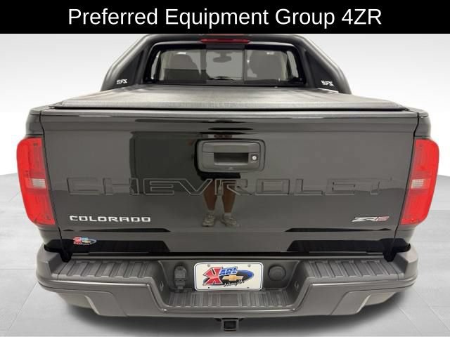 Certified 2022 Chevrolet Colorado ZR2 w/ ZR2 Midnight Special Edition AWD/4WD image 4