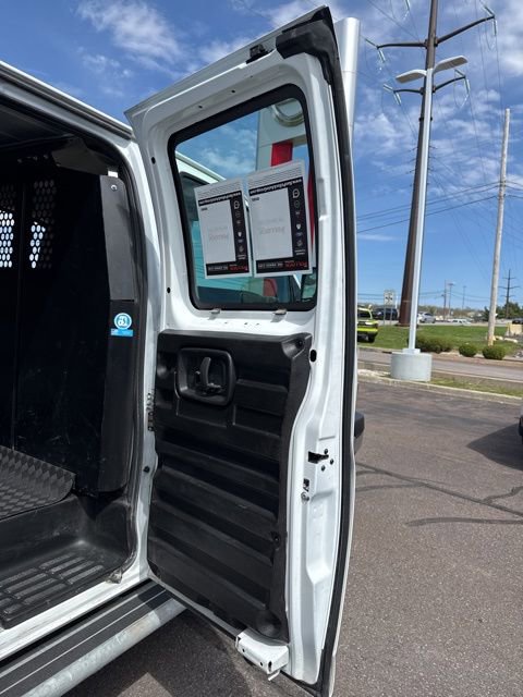 Used 2024 Chevrolet Express 2500 w/ Driver Convenience Package RWD image 14