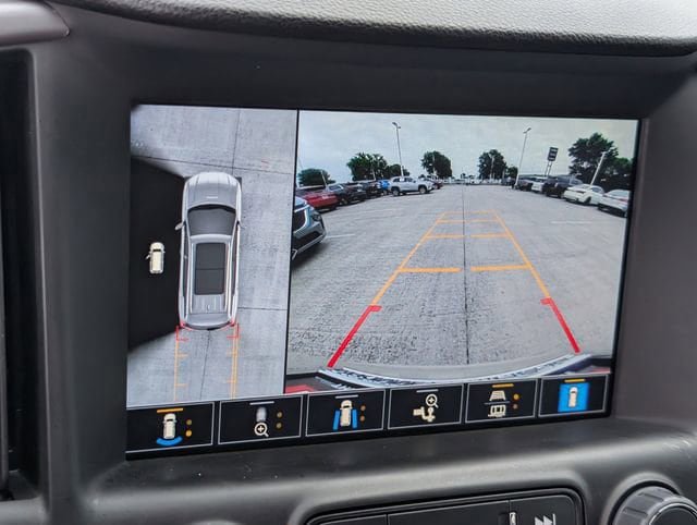 Used 2023 GMC Terrain AT4 w/ Tech Package image 14