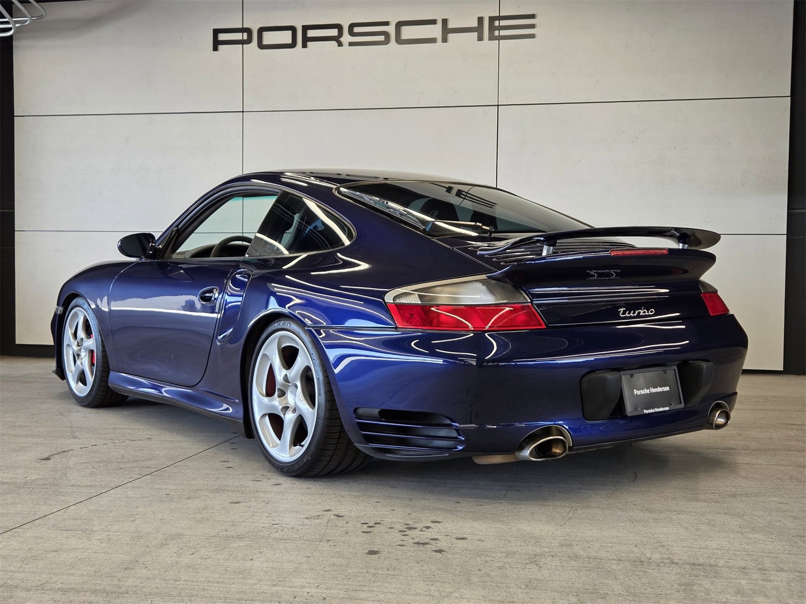 Used 2001 Porsche 911 Turbo image 3