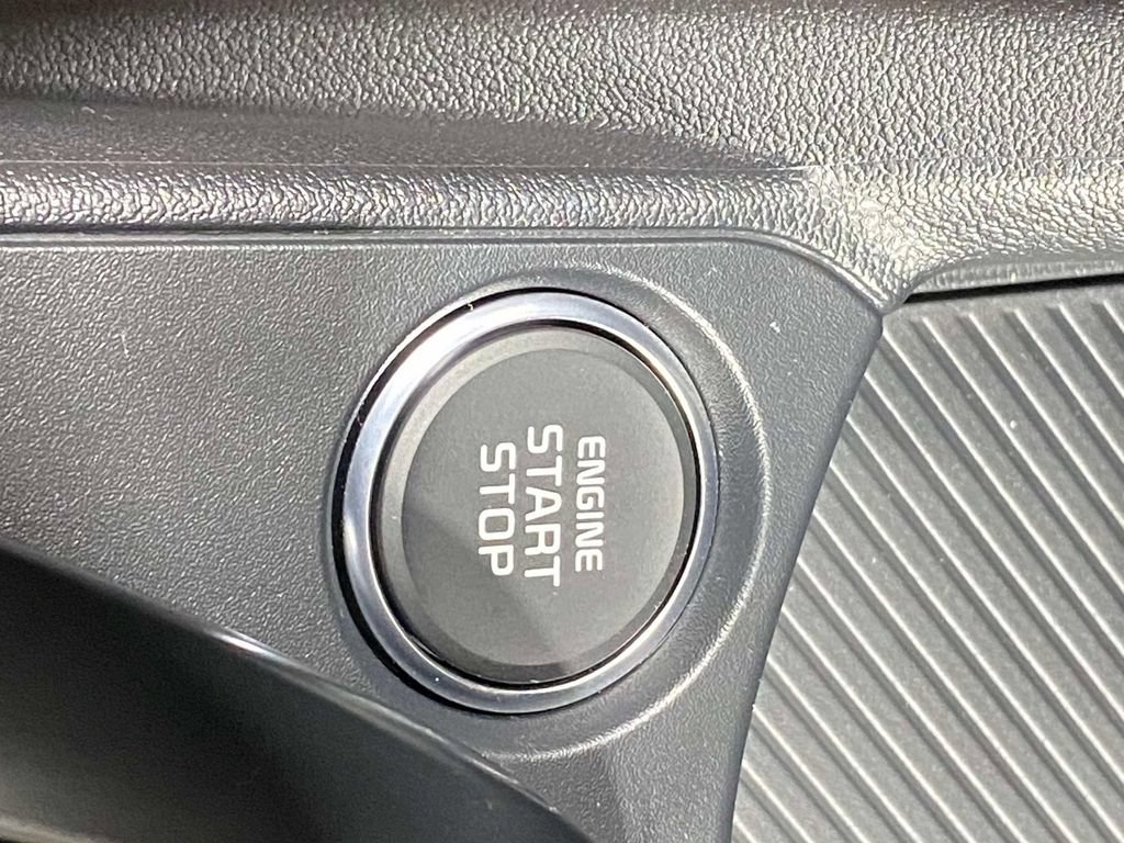 New 2026 Kia K4 FWD image 25