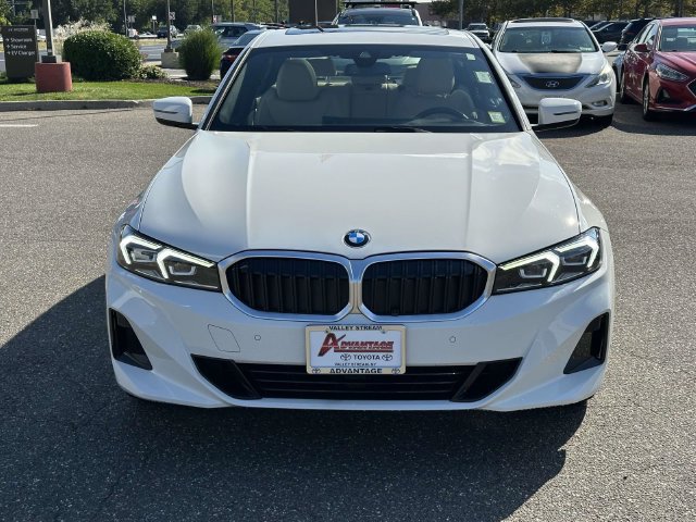 Used 2023 BMW 330i xDrive Sedan w/ Premium Package AWD/4WD image 2