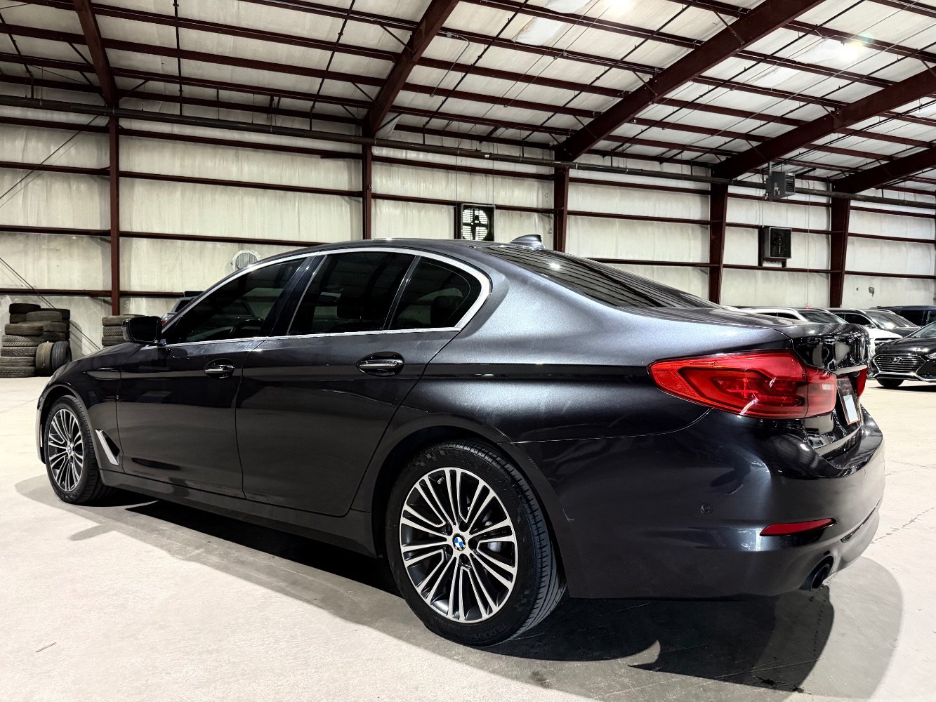 Used 2017 BMW 530i RWD image 6