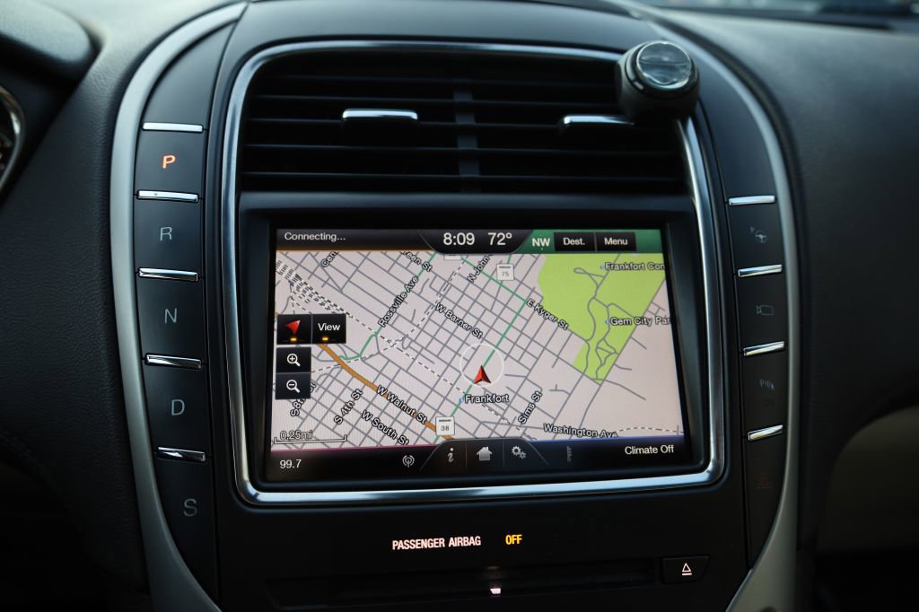 Used 2016 Lincoln MKX Reserve w/ Luxury Package image 39