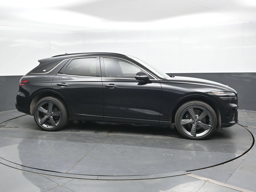 Used 2023 Genesis GV70 3.5T Sport w/ Sport Prestige Package AWD/4WD image 3