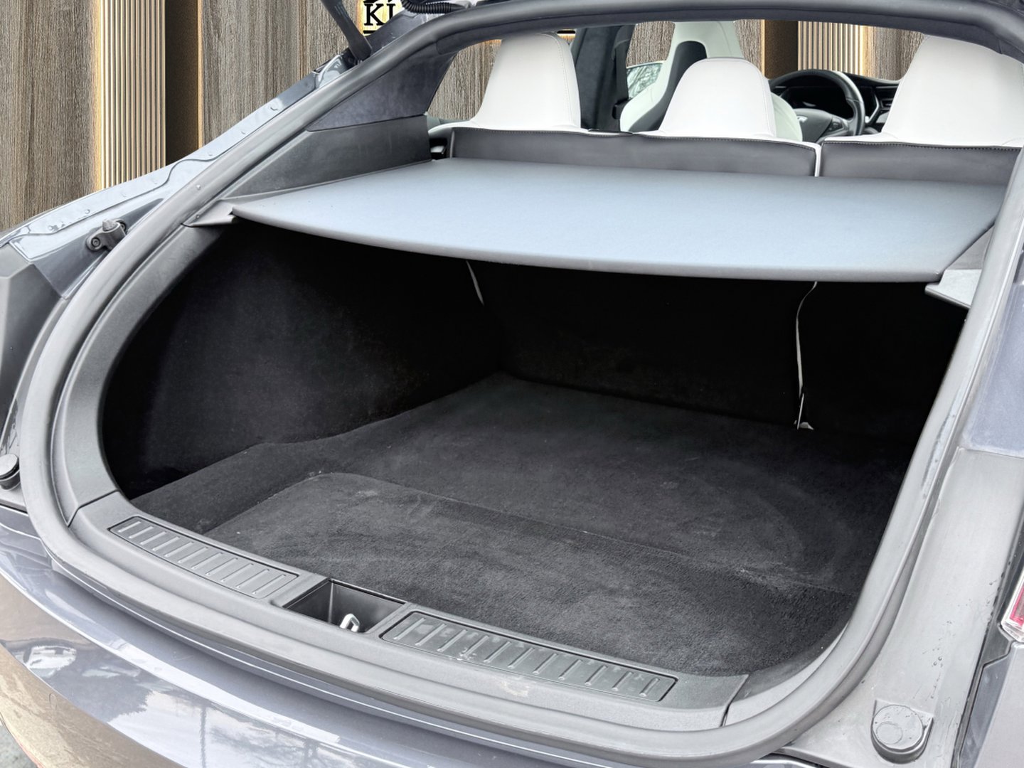 Used 2020 Tesla Model S Long Range Plus image 24