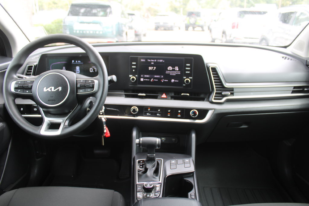 Certified 2024 Kia Sportage LX AWD/4WD image 22