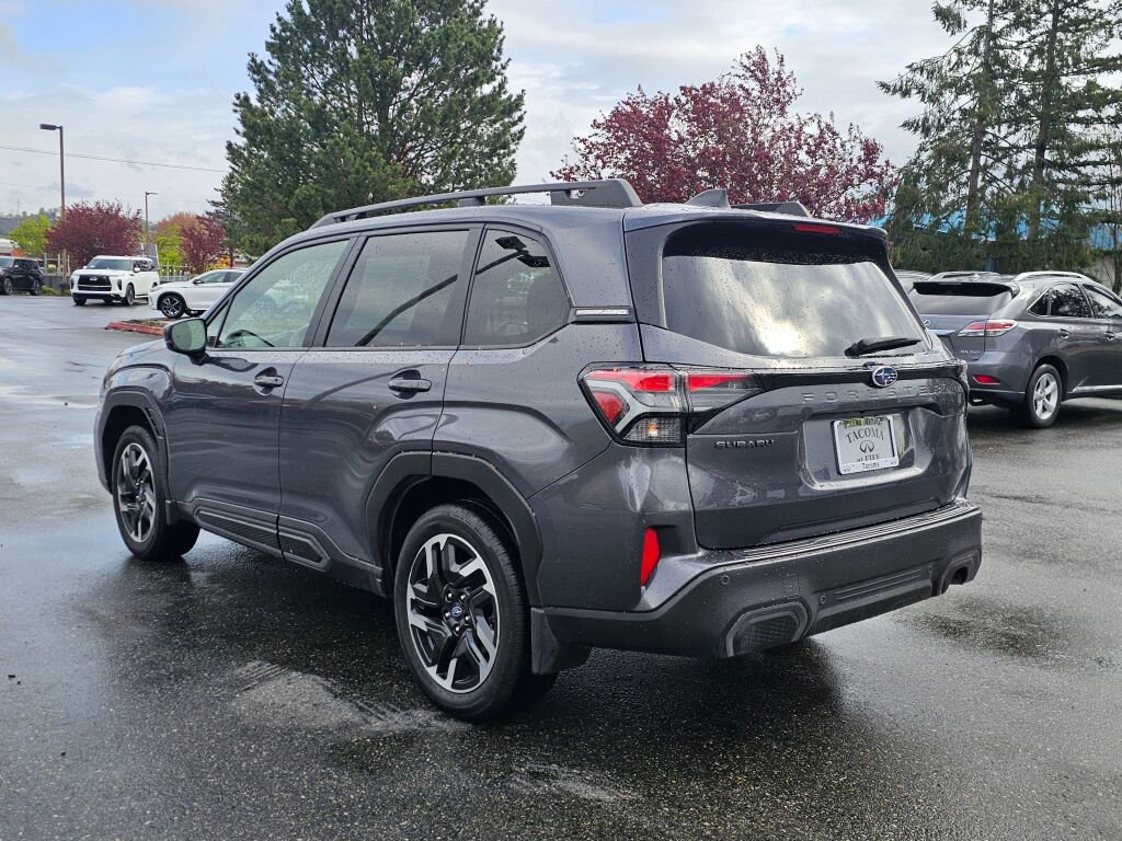 Used 2025 Subaru Forester Limited w/ Popular Package #1 AWD/4WD image 5