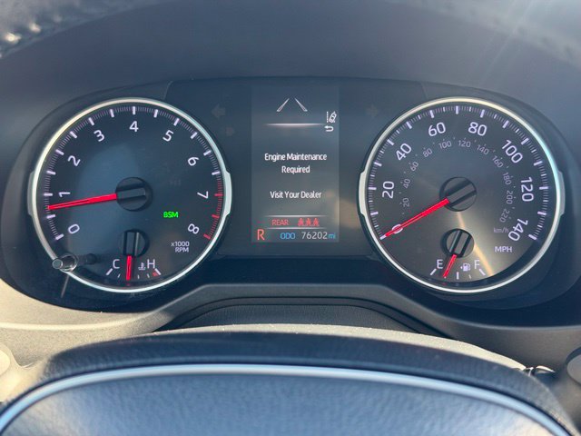 Used 2020 Toyota RAV4 XLE Premium FWD image 26