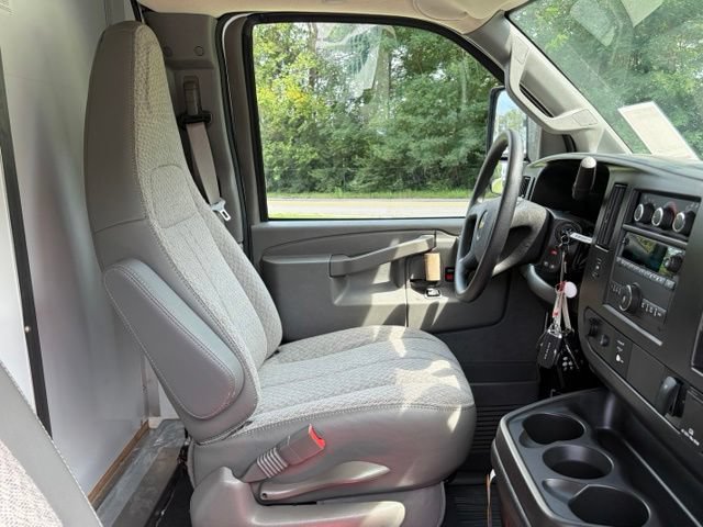 New 2026 Chevrolet Express 3500 w/ Power Convenience Package RWD image 26