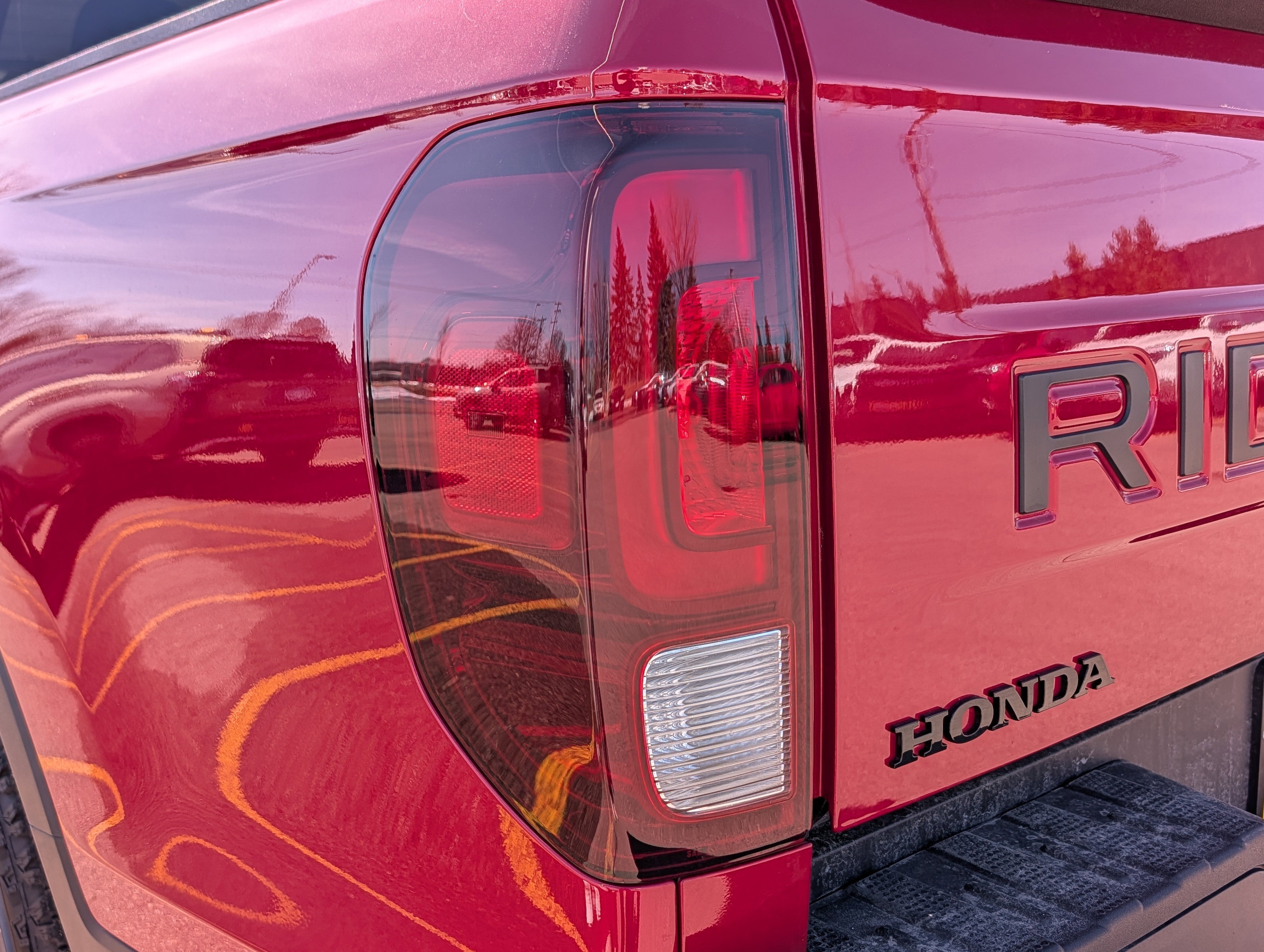 Used 2025 Honda Ridgeline Sport image 17