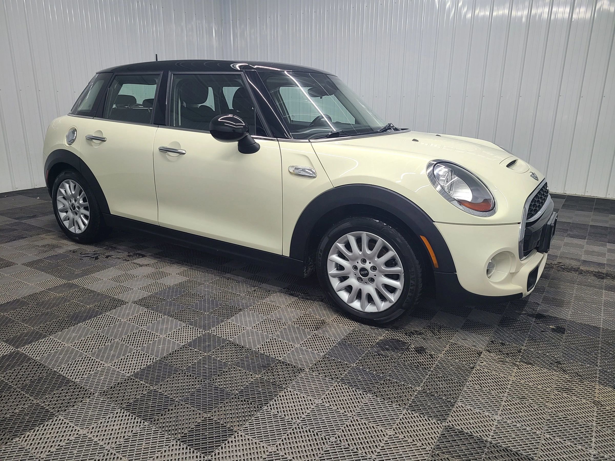 Used 2015 MINI Cooper S