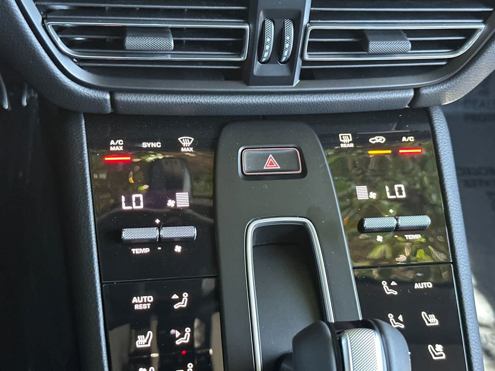 New 2026 Porsche Macan AWD/4WD image 24