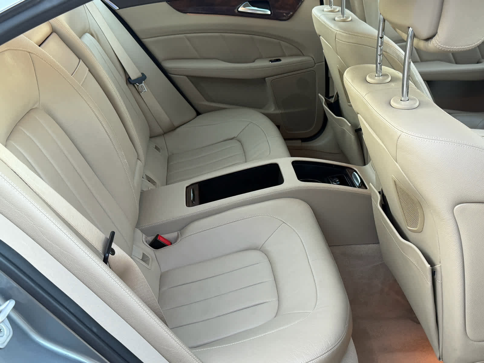 Used 2014 Mercedes-Benz CLS 550 4MATIC image 30