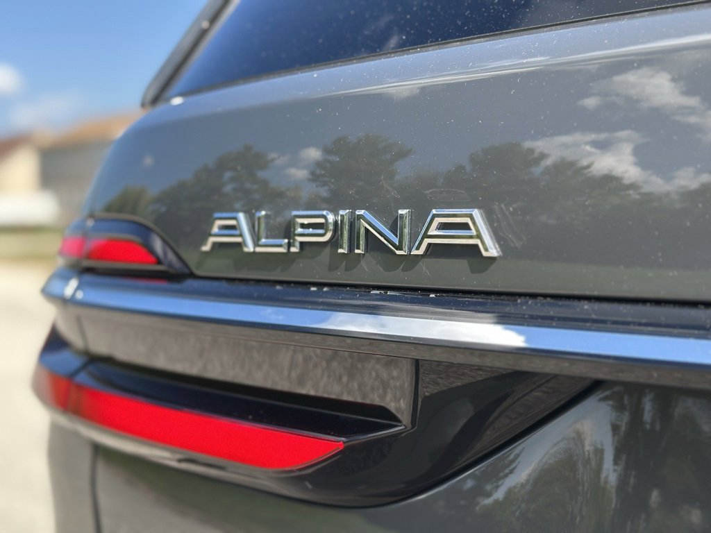 New 2026 BMW ALPINA XB7 image 17