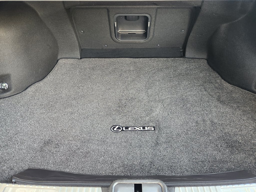 Certified 2023 Lexus ES 300h w/ Premium Package FWD image 32