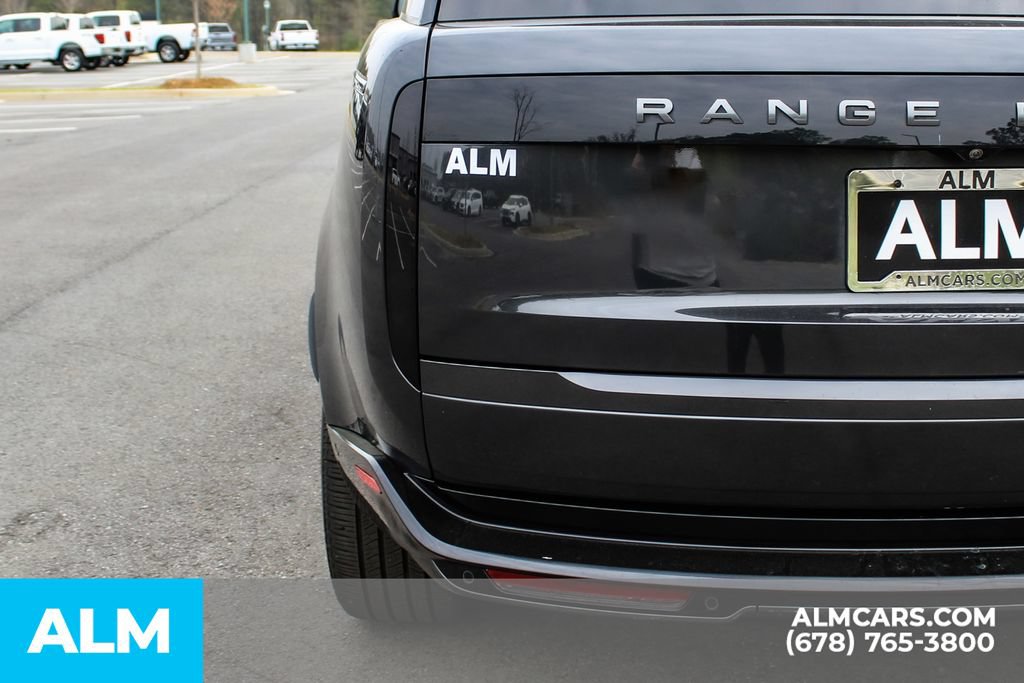 Used 2023 Land Rover Range Rover Long Wheelbase SE AWD/4WD image 12