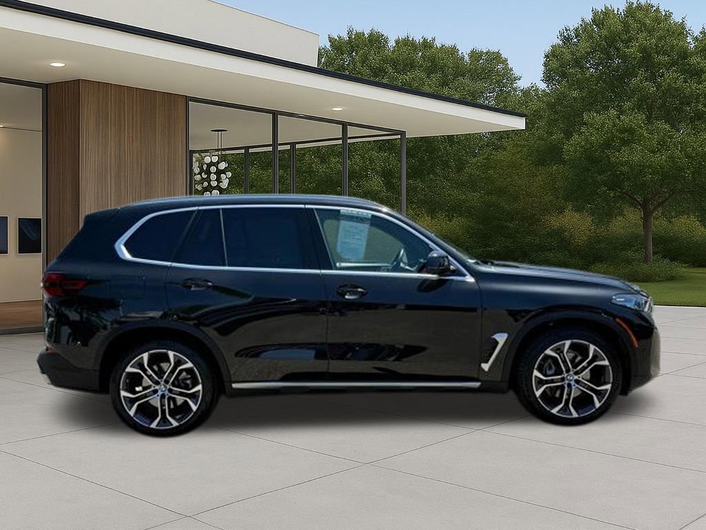 Certified 2024 BMW X5 xDrive40i w/ Premium Package AWD/4WD image 7