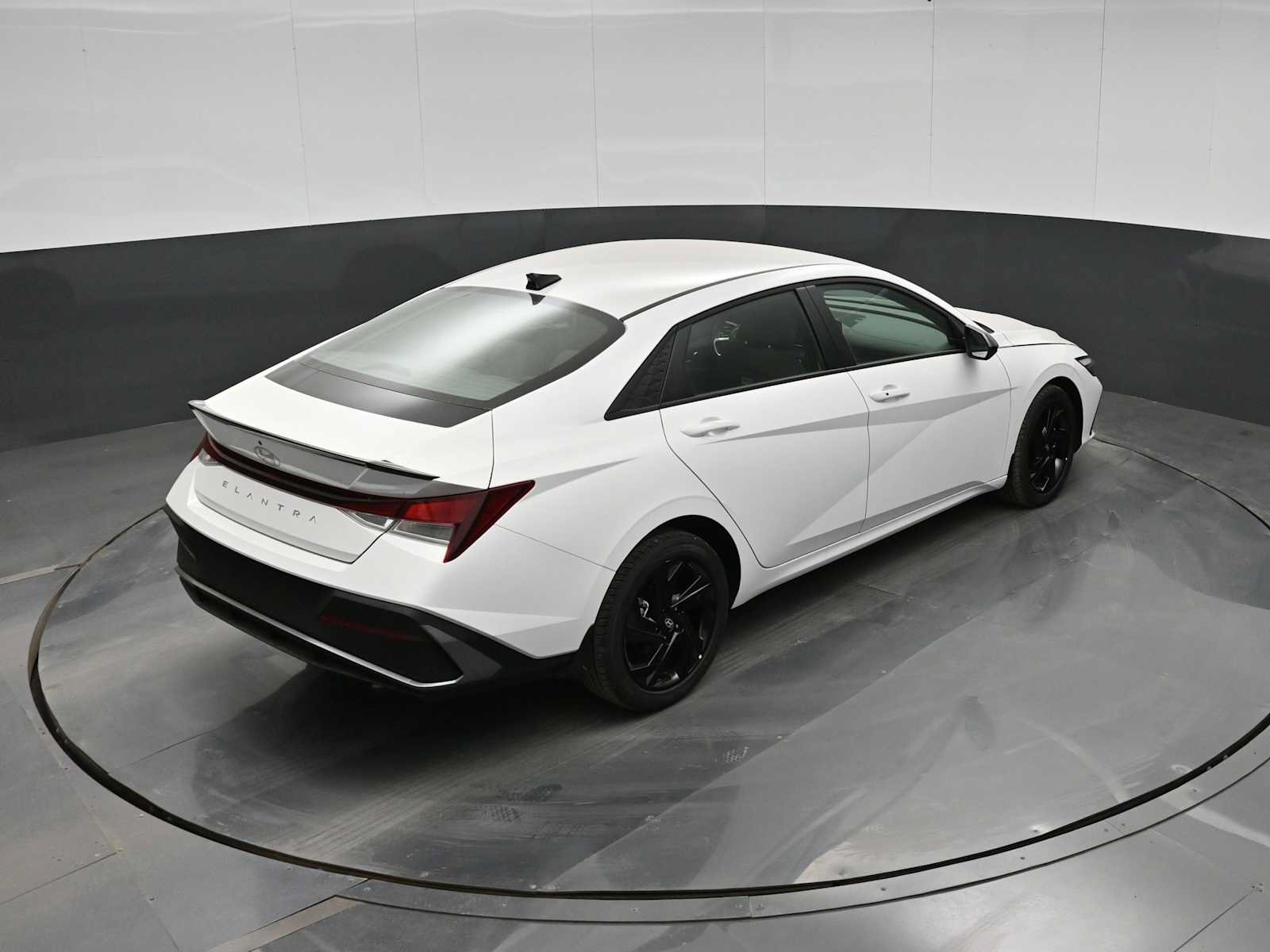 New 2026 Hyundai Elantra Sport FWD image 30