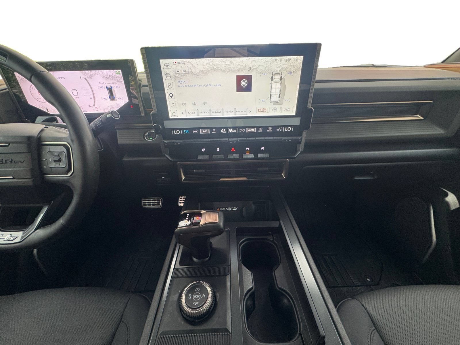 Certified 2025 GMC Hummer EV 3X w/ LPO, Sport Package AWD/4WD image 12