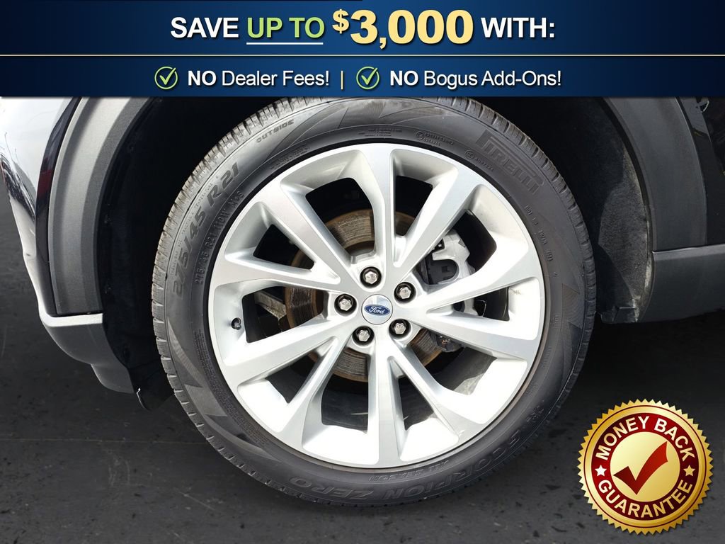 Used 2022 Ford Explorer Platinum w/ Equipment Group 601A AWD/4WD image 13