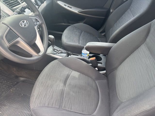 Used 2015 Hyundai Accent GS FWD image 3
