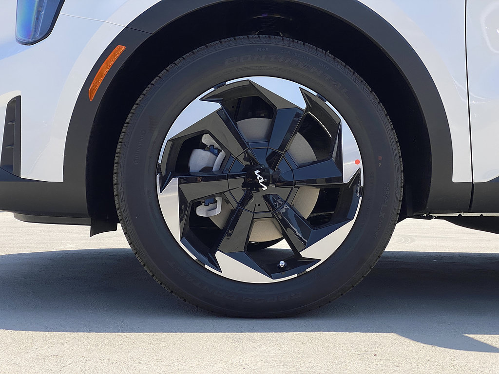 New 2026 Kia Sorento EX FWD image 11