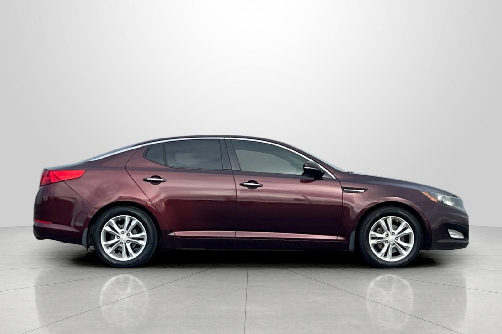 Used 2012 Kia Optima EX image 3