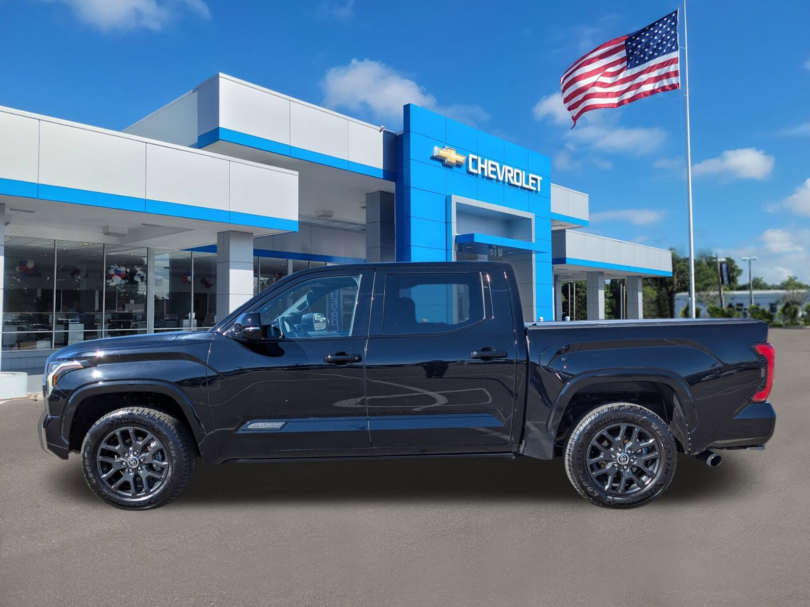 Used 2023 Toyota Tundra Platinum image 7