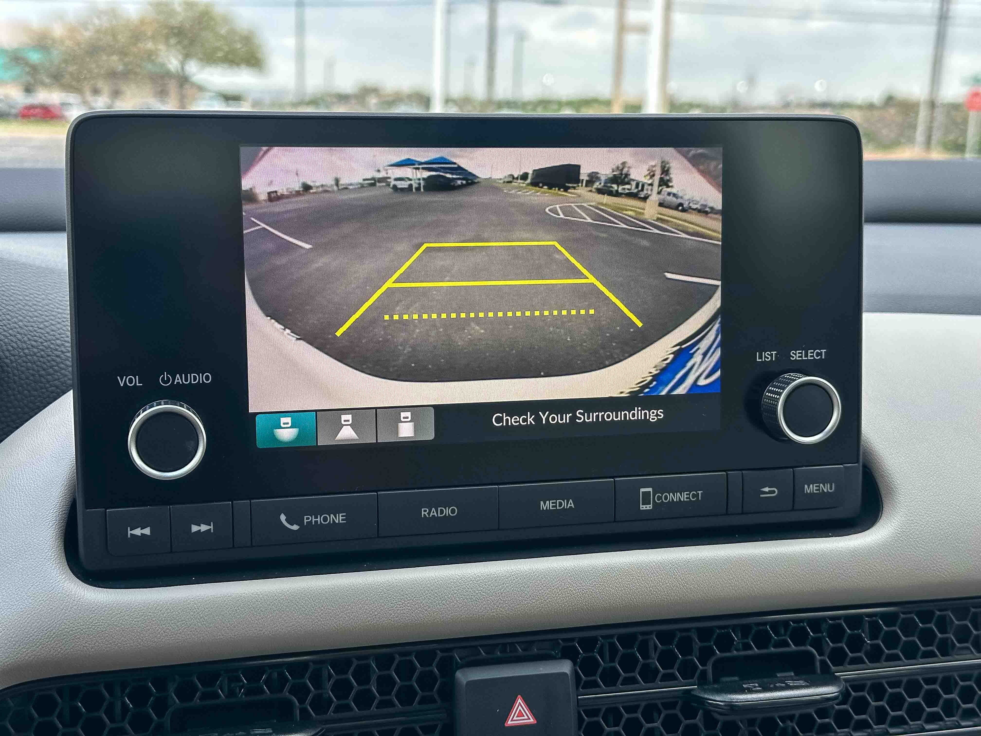 Certified 2025 Honda HR-V LX image 32