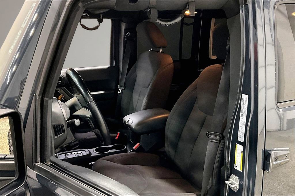 Used 2017 Jeep Wrangler Unlimited Willys image 20